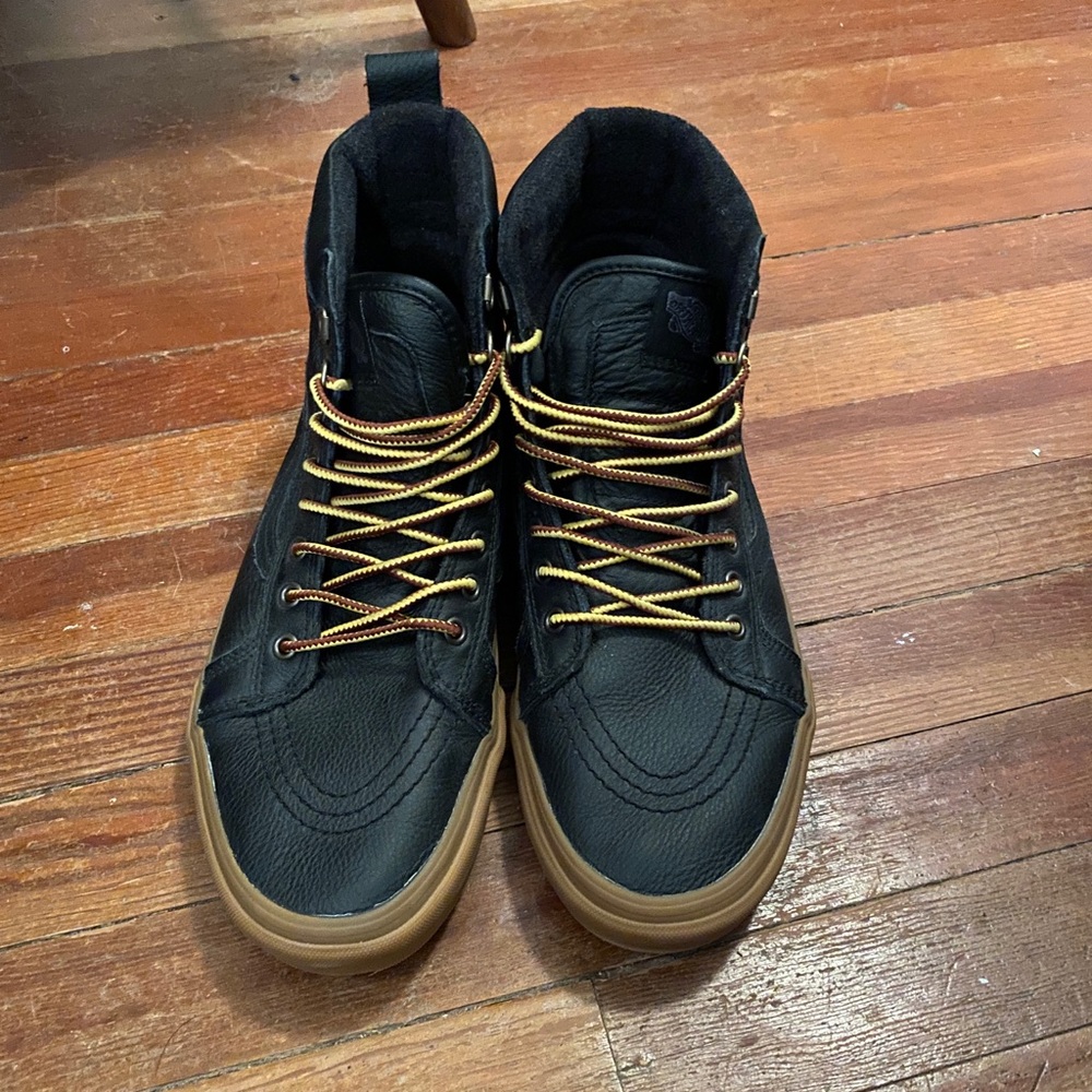 Vans Sk8 Hi MTE Black/Gum